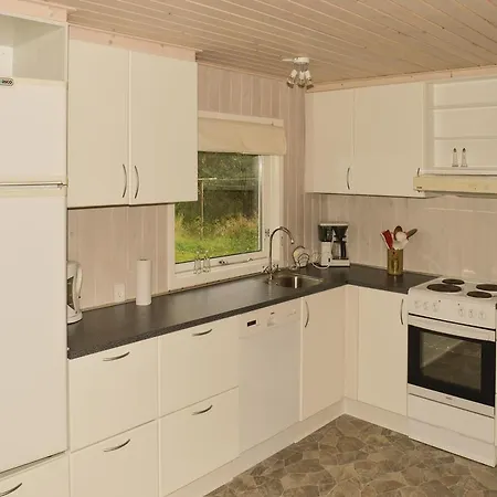 Three-bedroom Holiday In Saby Casa vacanze